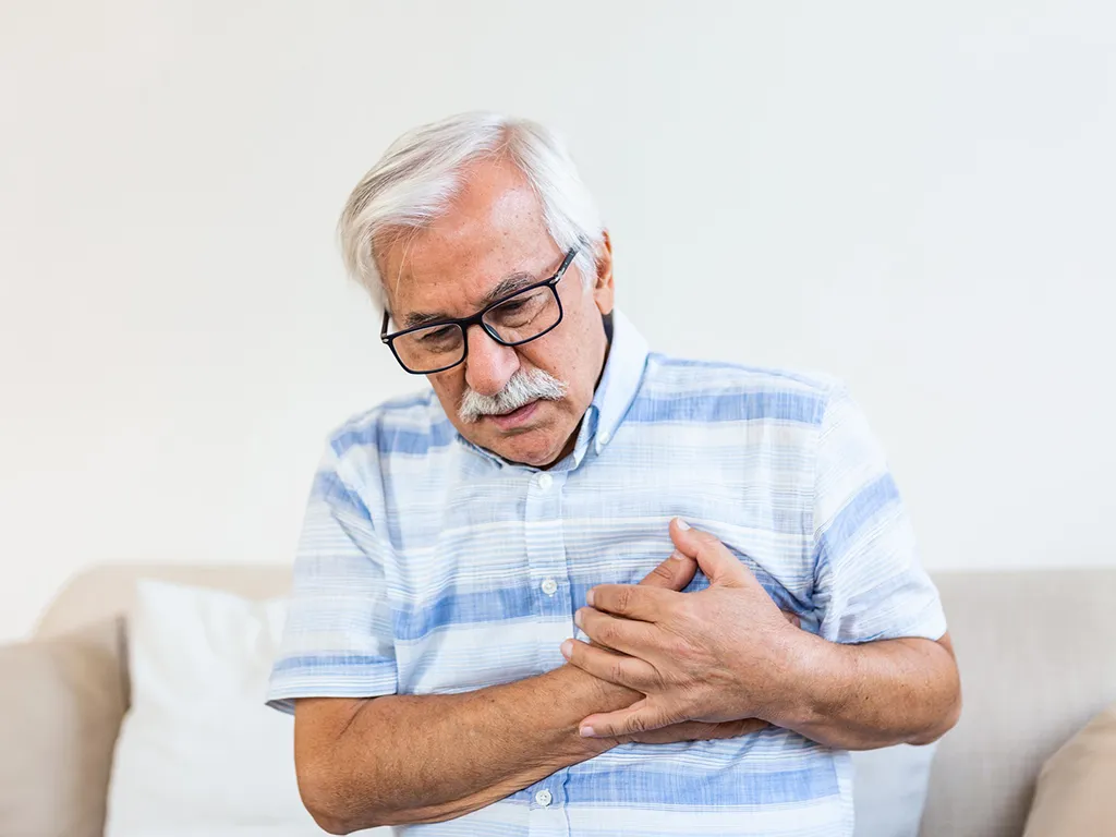 نارسایی قلبی: دلایل، علائم و روشهای درمان 17 نارسایی قلبی